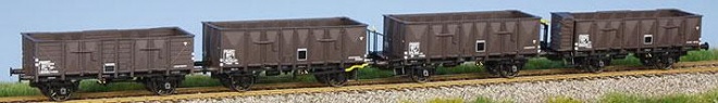 Set of 4 Freight cars<br /><a href='images/pictures/LS_Models/30250.jpg' target='_blank'>Full size image</a>